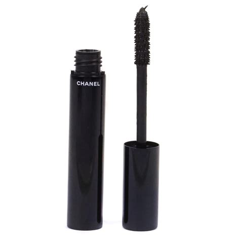 Chanel Noir Tube .